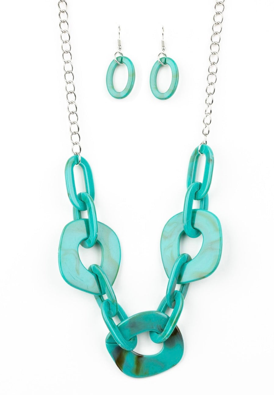 Turquoise and Silver Color Chain Necklace
